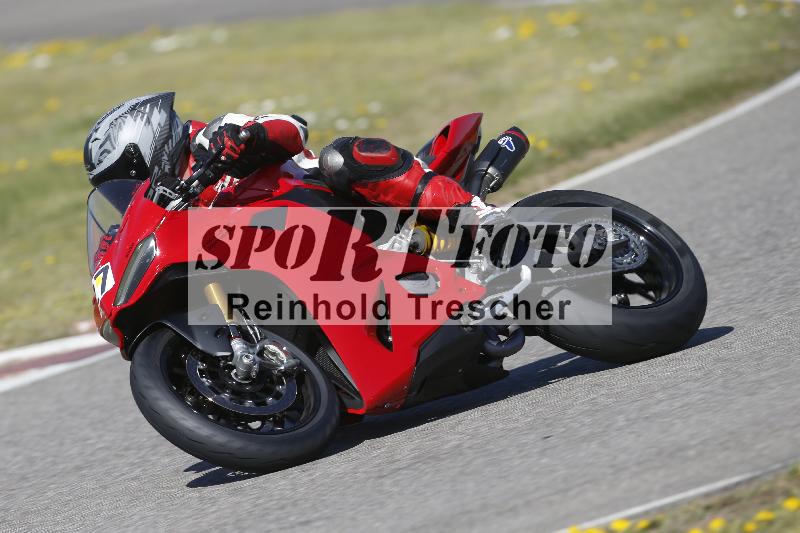 /06 08.04.2026 Cornu Master School ADR/Gruppe rot/27